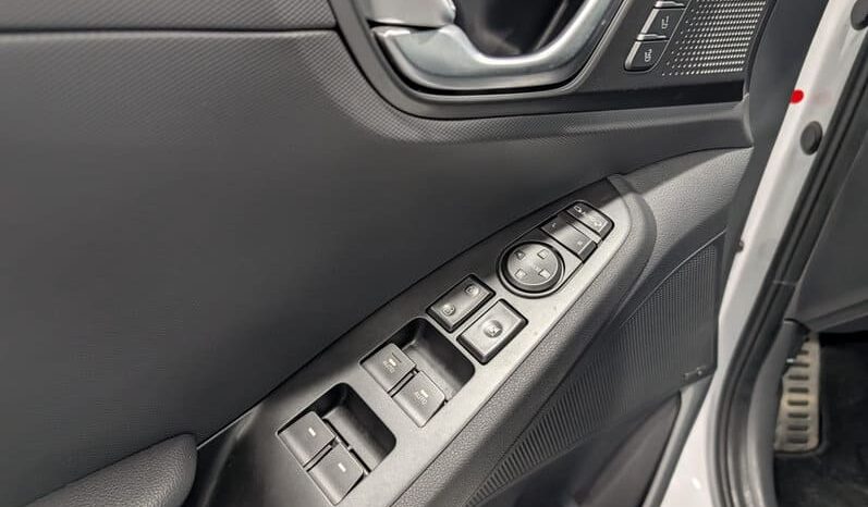 HYUNDAI IONIQ 1.6 GDI STYLE HEV 141 CV – HÍBRIDO lleno