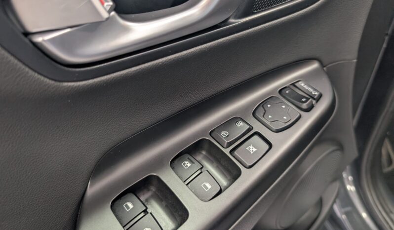 HYUNDAI KONA 1.6 GDI HEV STYLE SKY DCT – HÍBRIDO lleno