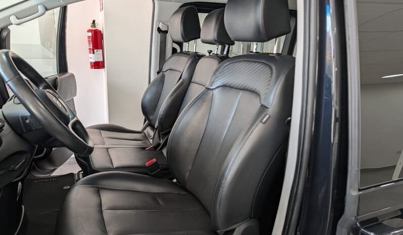 HYUNDAI STARIA 2.2 CRDi TECNO 9 PLAZAS – DIÉSEL lleno