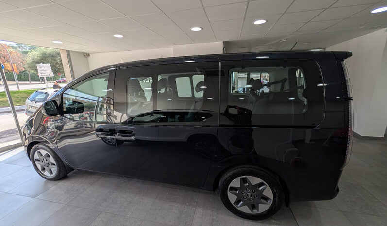 HYUNDAI STARIA 2.2 CRDi TECNO 9 PLAZAS – DIÉSEL lleno