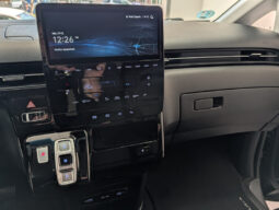 HYUNDAI STARIA 2.2 CRDi TECNO 9 PLAZAS – DIÉSEL lleno