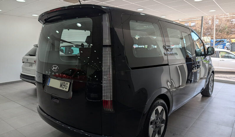 HYUNDAI STARIA 2.2 CRDi TECNO 9 PLAZAS – DIÉSEL lleno