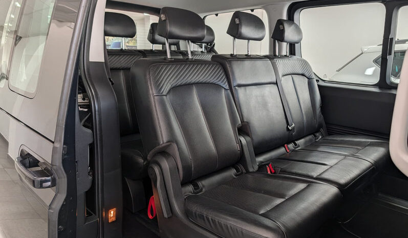 HYUNDAI STARIA 2.2 CRDi TECNO 9 PLAZAS – DIÉSEL lleno