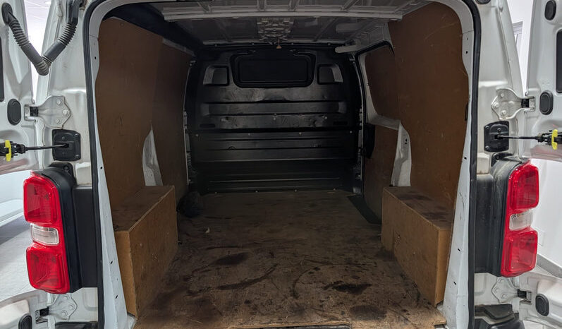 PEUGEOT EXPERT FURGON URBAN 1.5 BLUE HDI 120 COMPACT lleno